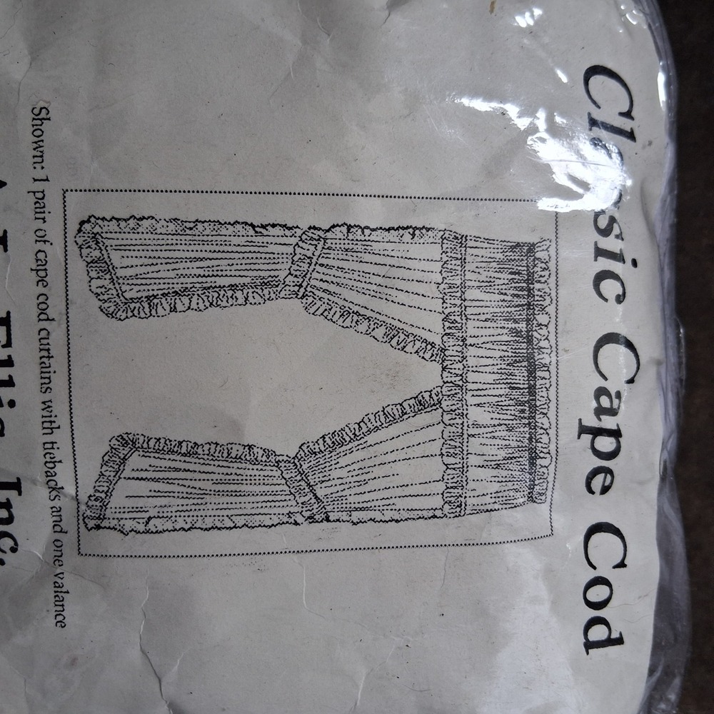 Vtg NOS 90s Cottagecore Cape Cod White Ruffle Curtains 63" 2 Panels Valance USA